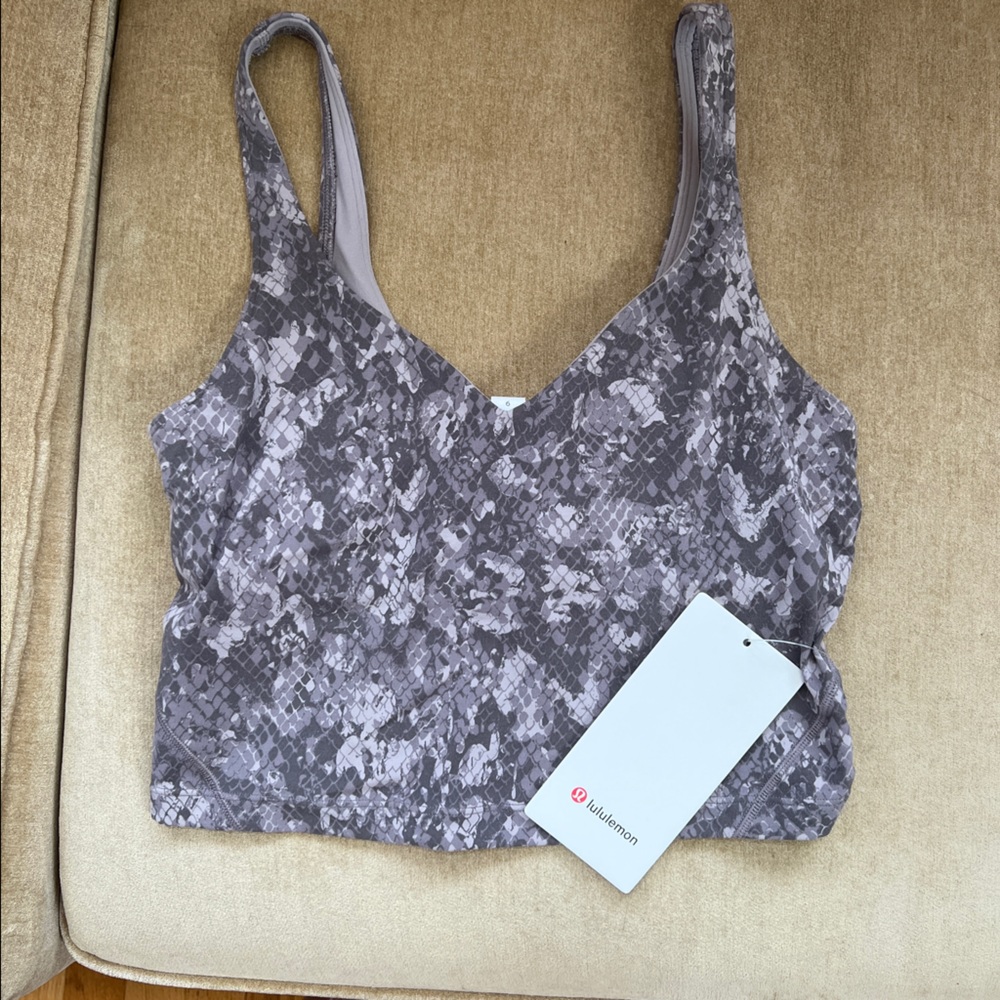 LULU ALIGN TANK WITH TAGS